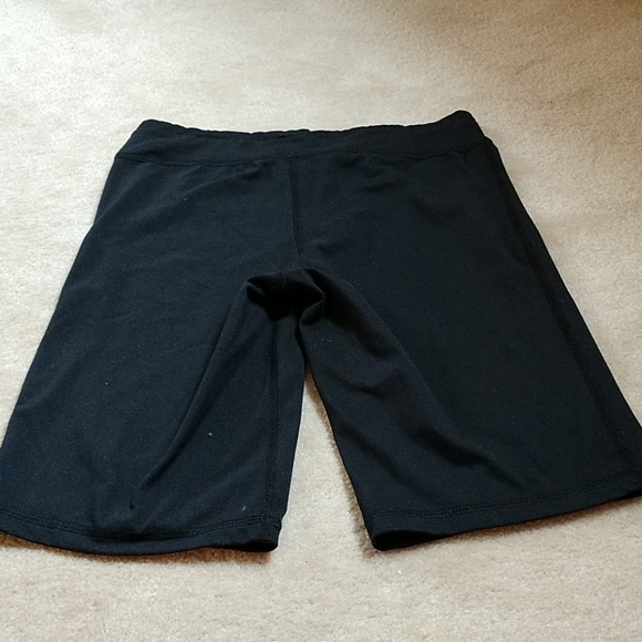 c9 for target exercise shorts. - Picture 2 of 3